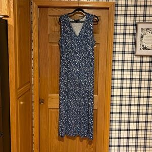 41 Hawthorn Blue and White Floral Maxi Dress. Stitch Fix